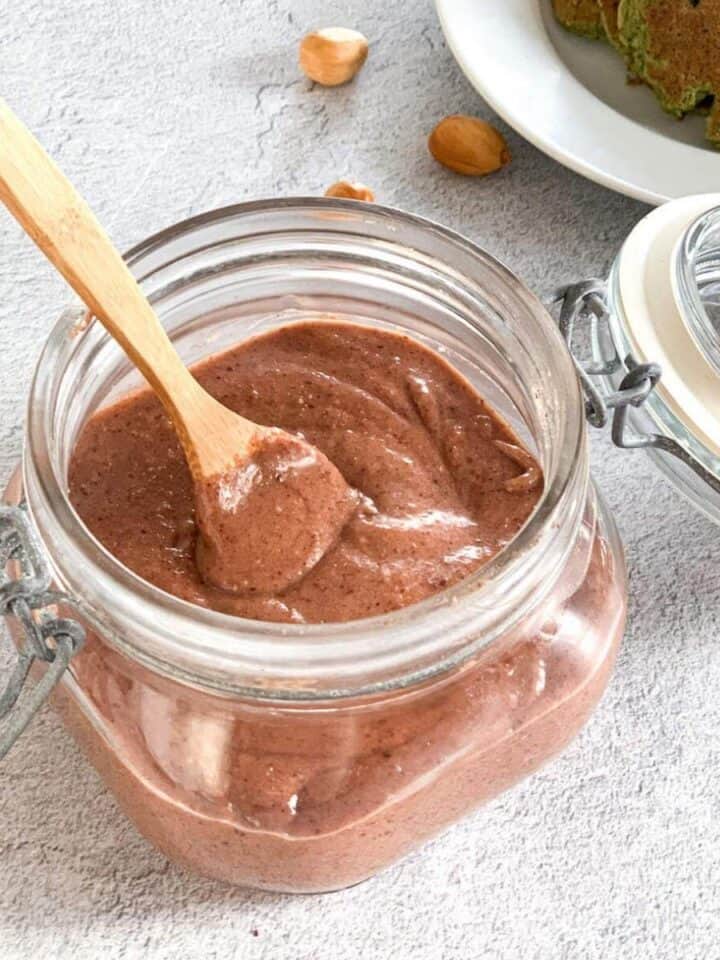 Healthy homemade vegan nutella with dates