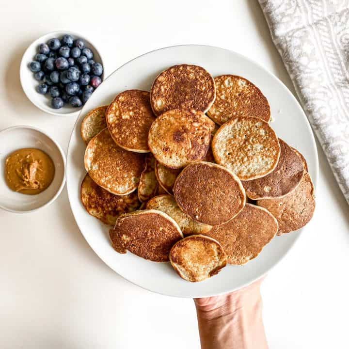 banana chia pancakes