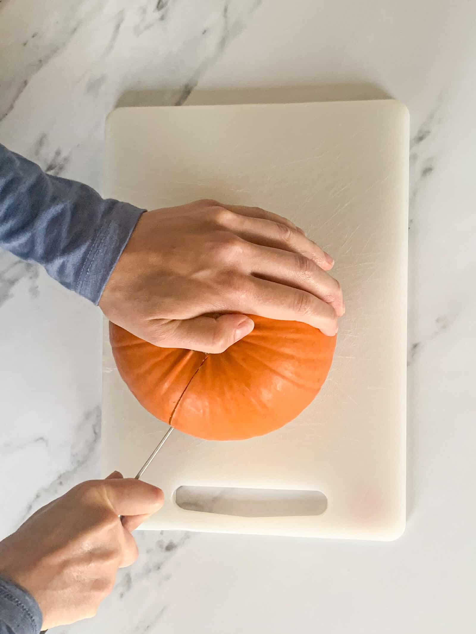 Homemade Pumpkin Puree how to cut a pumpkin