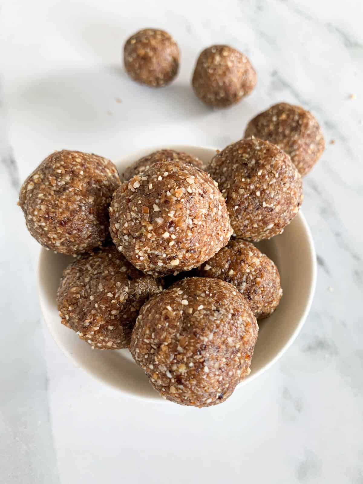 energy balls in a bowl 