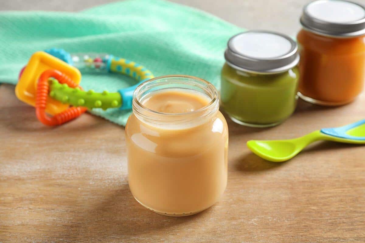 baby food in glass storage jars