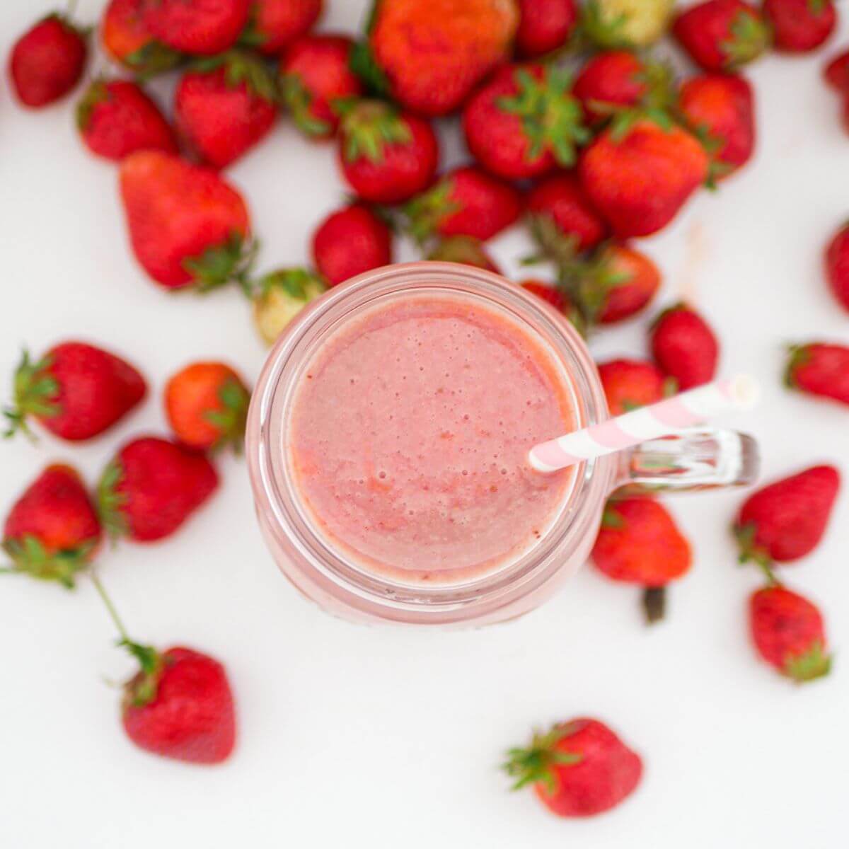 Homemade strawberry banana smoothie