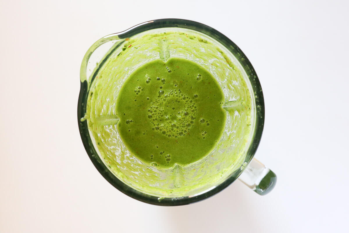 green smoothie for kids in a blender.
